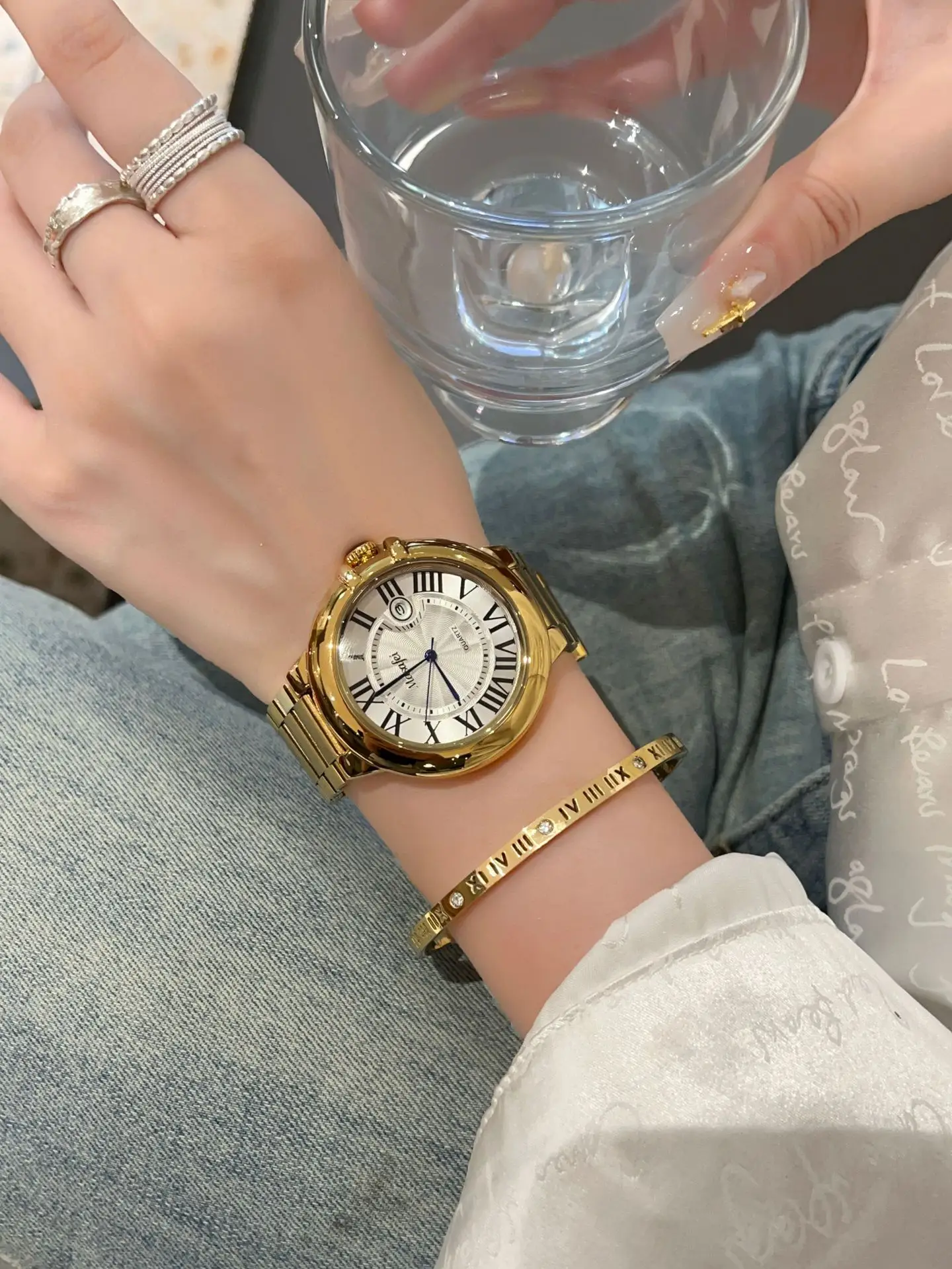 Gold Cross Watch Set for Men Women with Fast Live Hands — feature 3