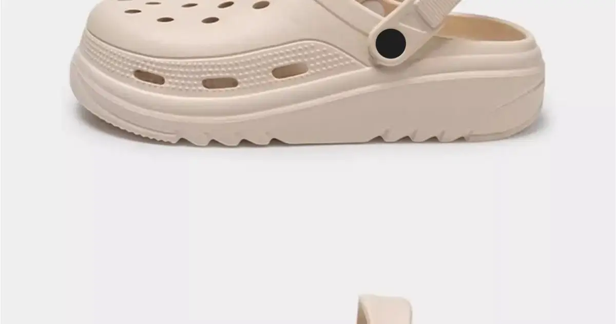 Women's White Soft Chao Sandals Summer 2024 — feature 31