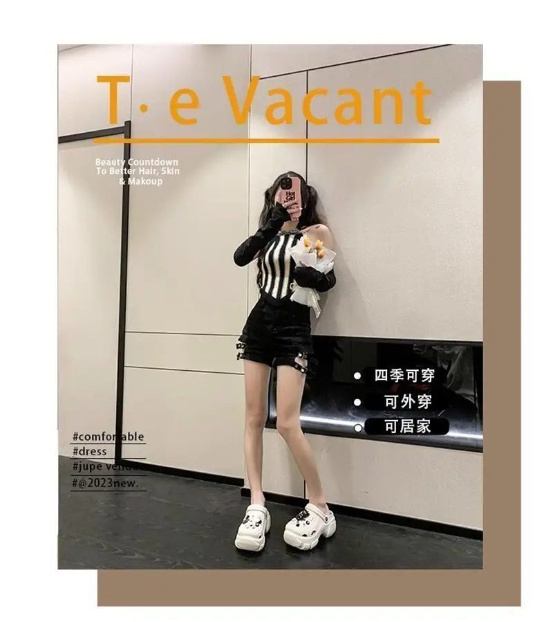 2025 New Cyber Celebrous Cave Shoes Women's Outer Wear Cartoon Small Thick Sole Elevated Platform Slippers — feature 11