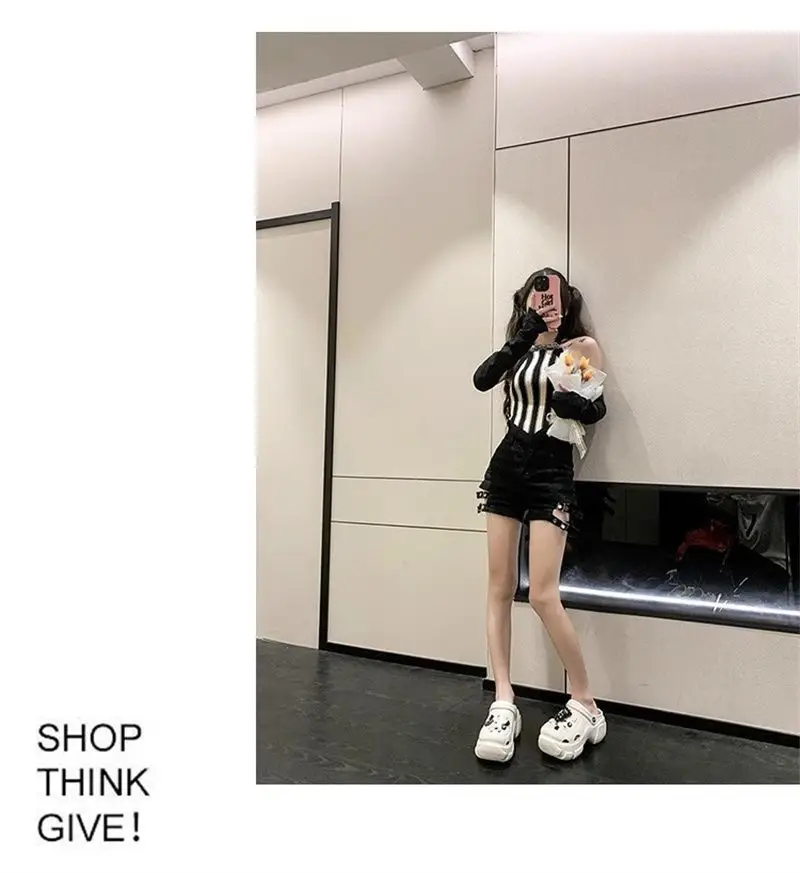 2025 New Cyber Celebrous Cave Shoes Women's Outer Wear Cartoon Small Thick Sole Elevated Platform Slippers — feature 45