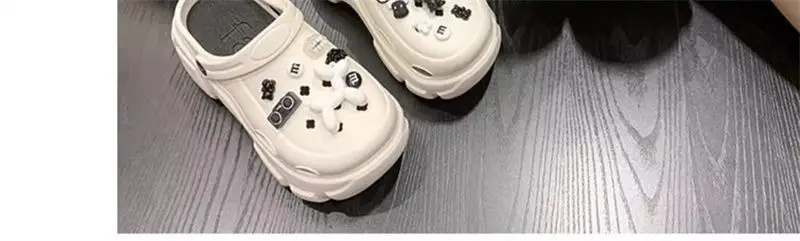 2025 New Cyber Celebrous Cave Shoes Women's Outer Wear Cartoon Small Thick Sole Elevated Platform Slippers — feature 47