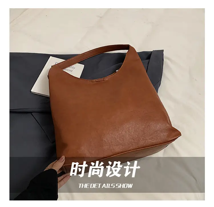 Women's Retro College Style Large Capacity Shoulder Tote Bag Brown Leather — feature 11
