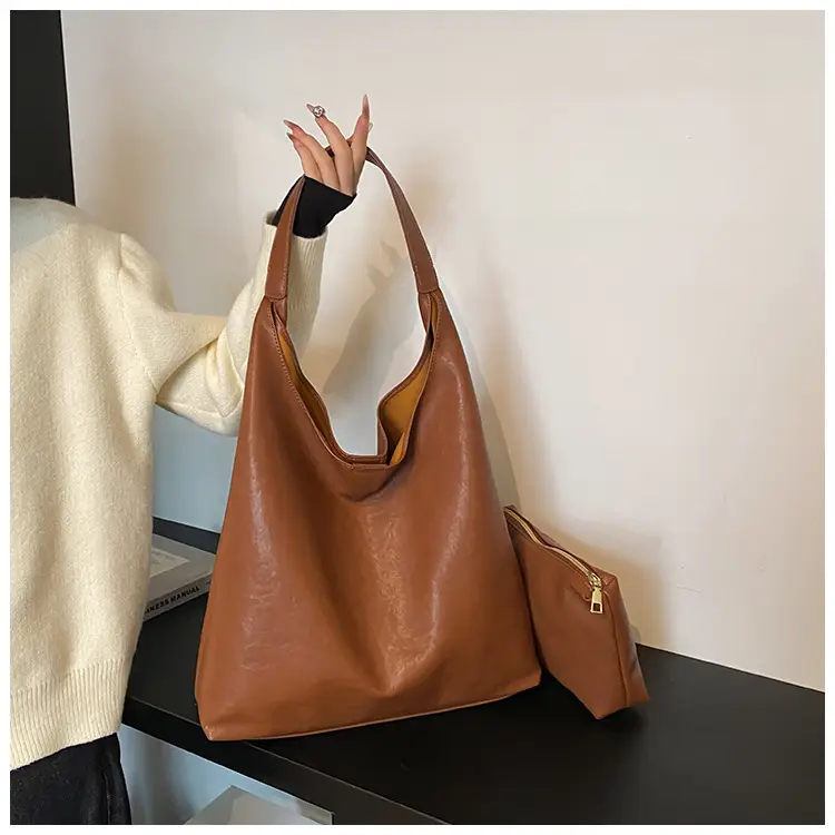 Women's Retro College Style Large Capacity Shoulder Tote Bag Brown Leather — feature 14