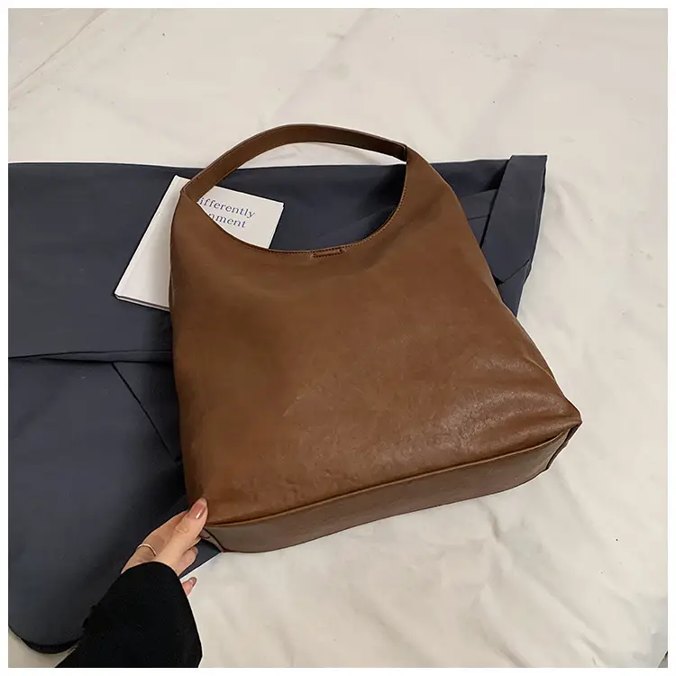 Women's Retro College Style Large Capacity Shoulder Tote Bag Brown Leather — feature 50