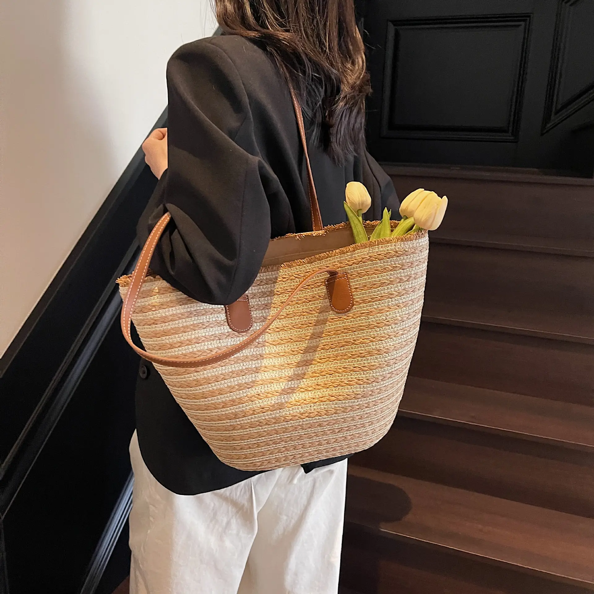 Women's Straw Underarm Bag with Leather Handles