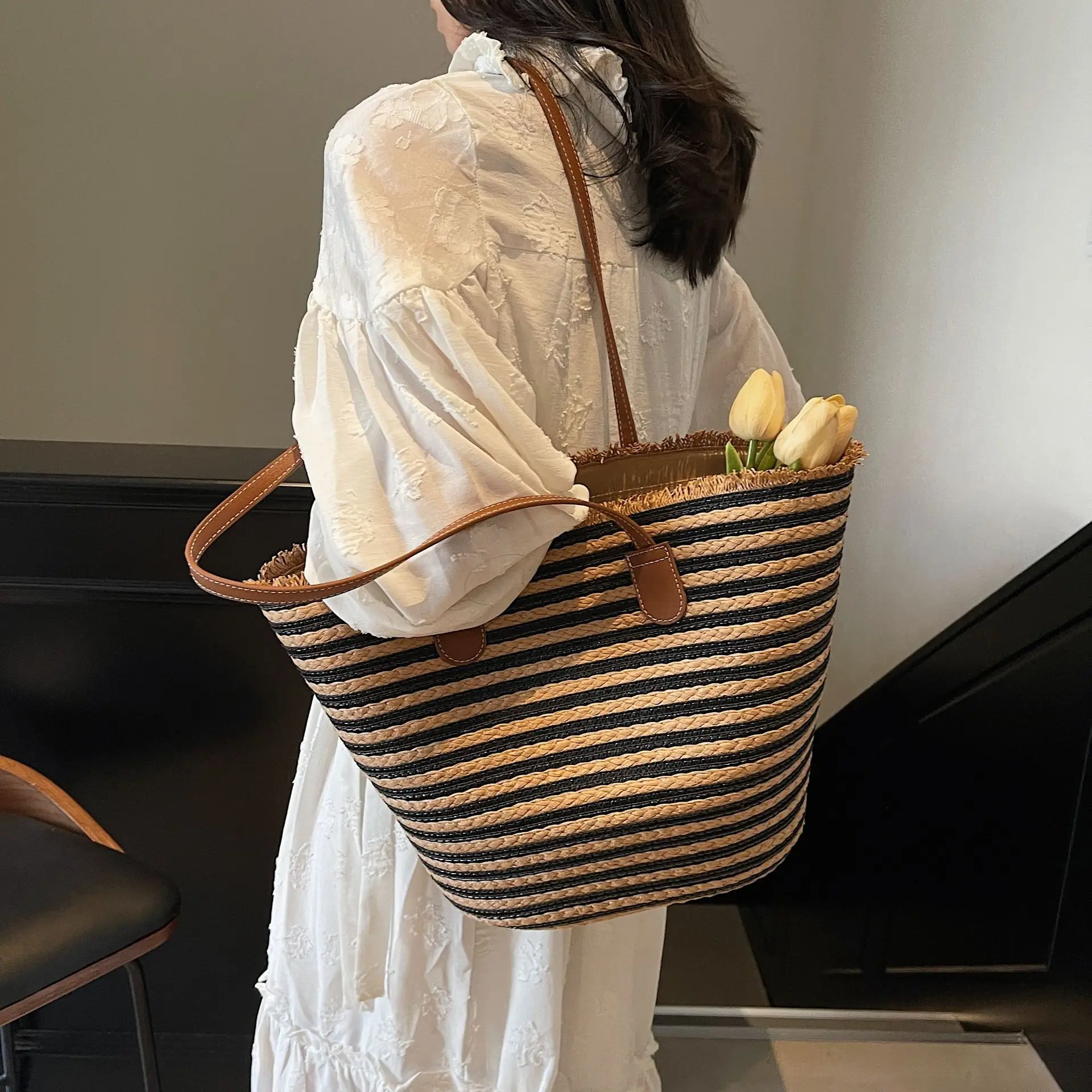 Women's Straw Underarm Bag with Leather Handles