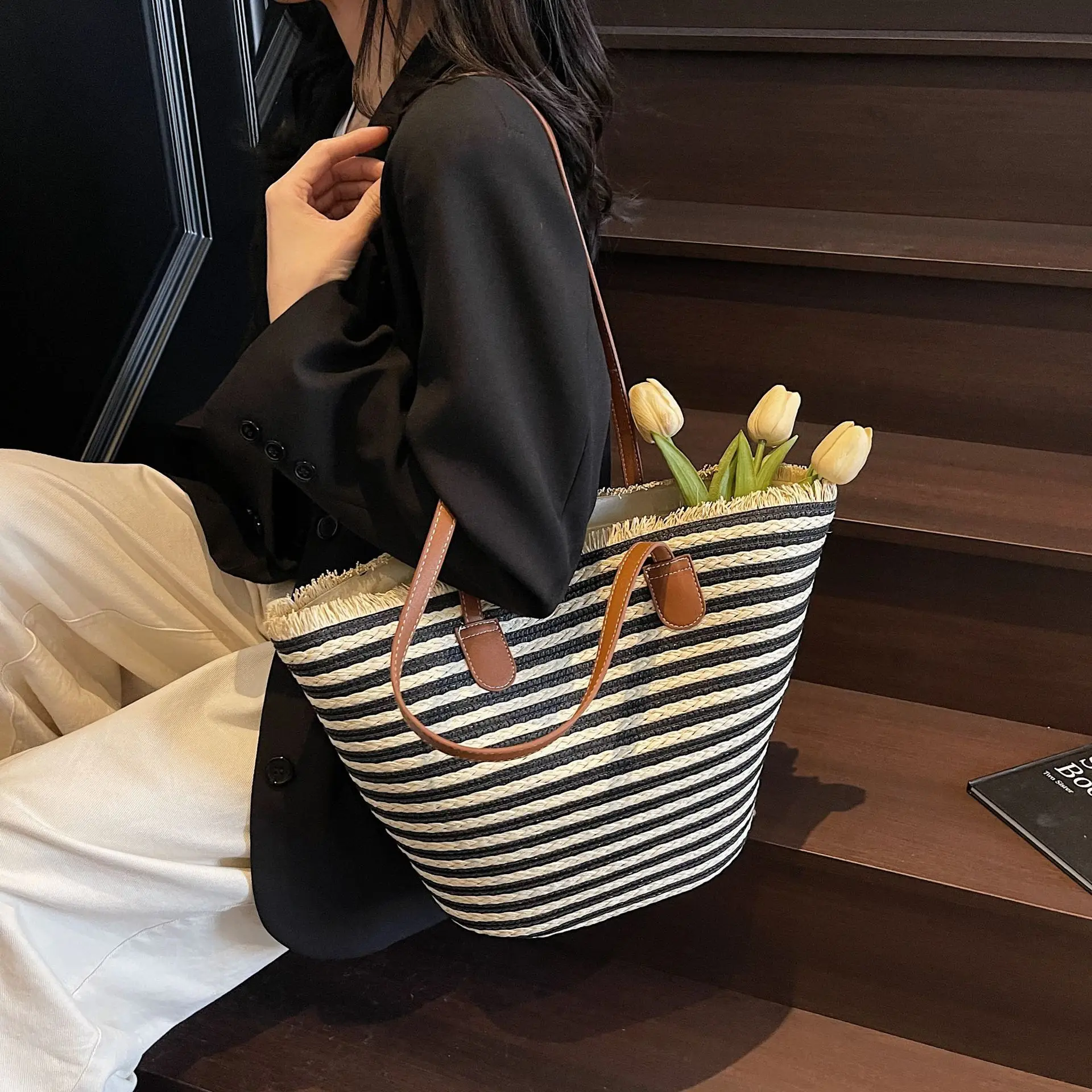 Women's Straw Underarm Bag with Leather Handles