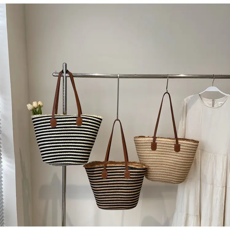 Women's Straw Underarm Bag with Leather Handles — feature 13