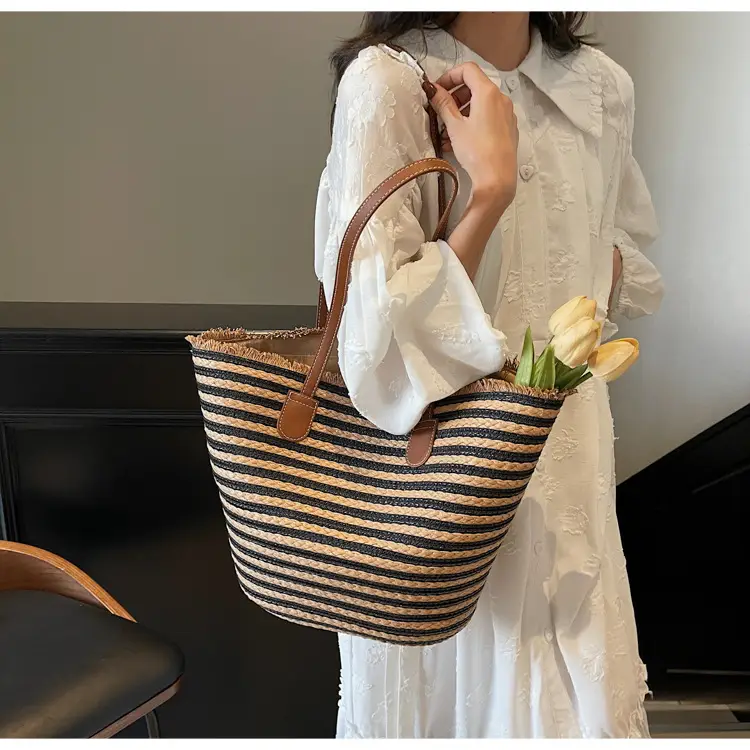 Women's Straw Underarm Bag with Leather Handles — feature 14