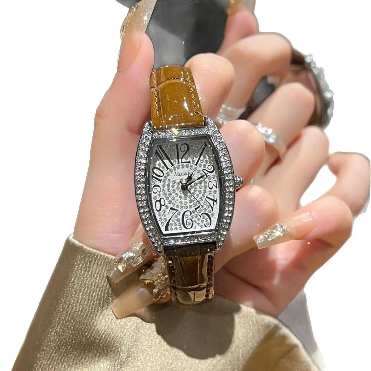 Retro Barrel Watch for Women Blue Leather Quartz - Image 7