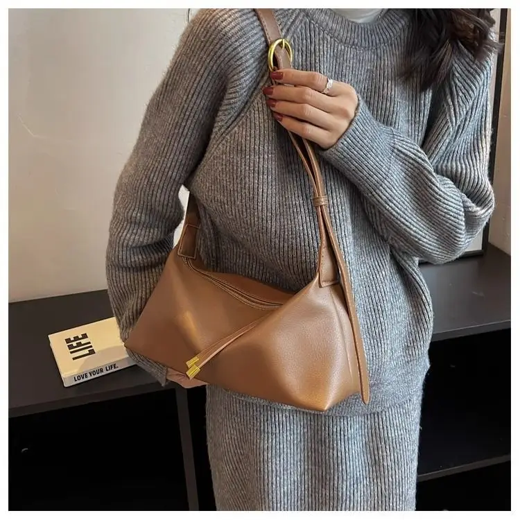 Women's Brown Leather Crossbody Bag with Gold Ring — feature 7