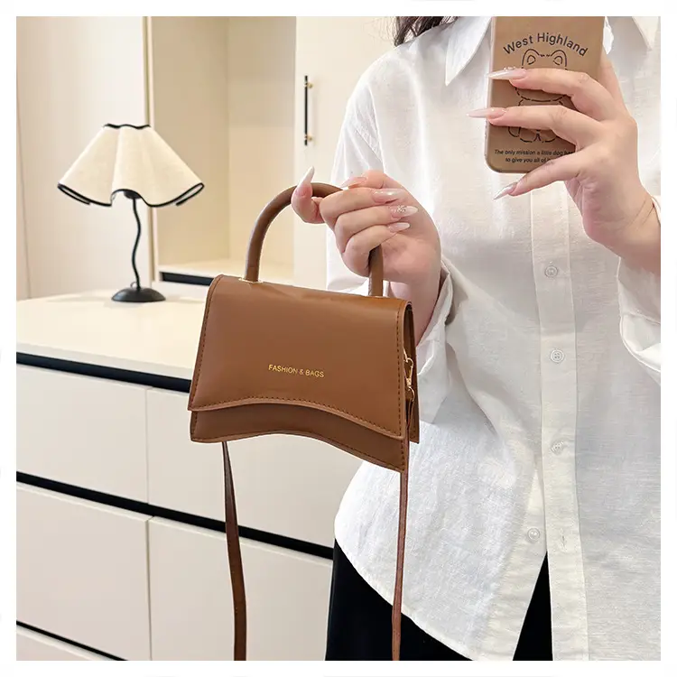 Women's Silver Shoulder Crossbody Handbag 2025 Spring — feature 15