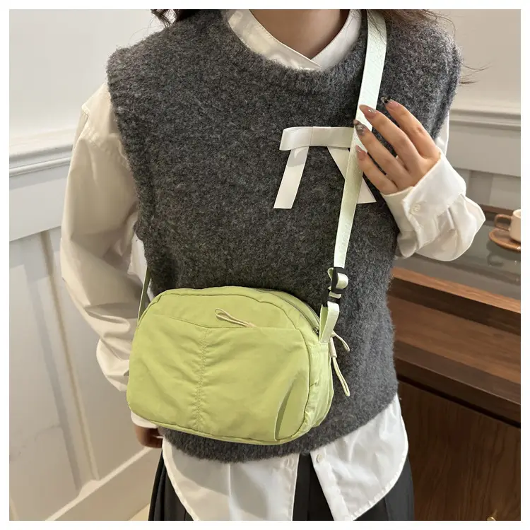 Women's Lightweight Nylon Crossbody Bag 2025 — feature 13