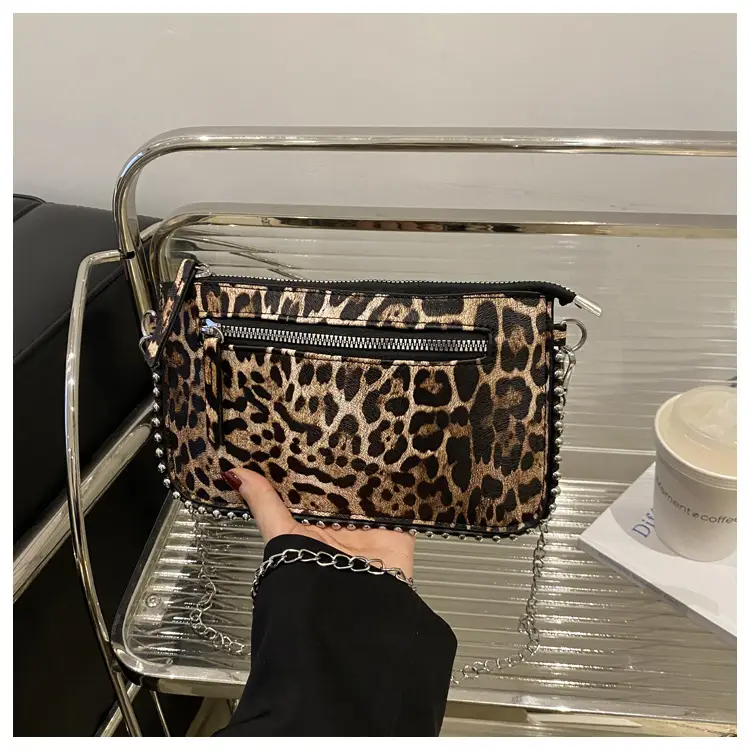 Lovery Leopard Print Crossbody Bag 2025 — feature 30