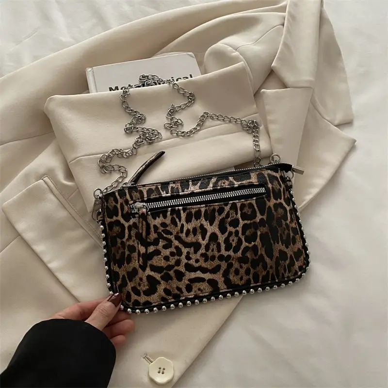 Lovery Leopard Print Crossbody Bag 2025 - Image 6