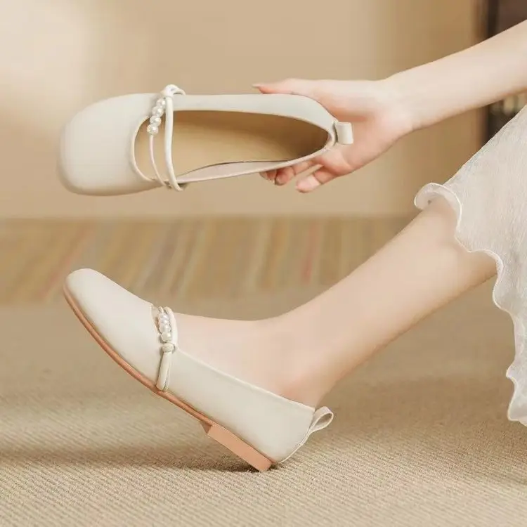 Round Toe French Pearl Mary Jane Shoes Women's Soft Sole Chanel Style 2025 New Evening Style Gentle Soft Leather Shallow Mouth Shoes — feature 11