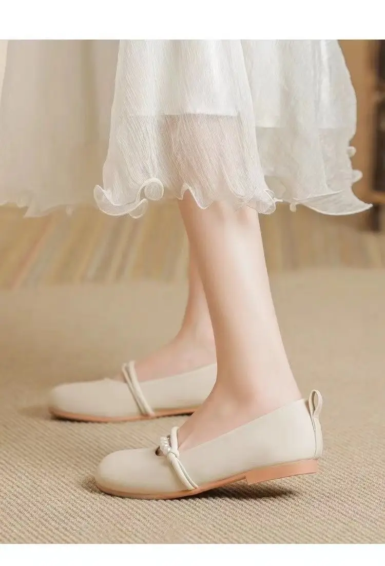 Round Toe French Pearl Mary Jane Shoes Women's Soft Sole Chanel Style 2025 New Evening Style Gentle Soft Leather Shallow Mouth Shoes — feature 7