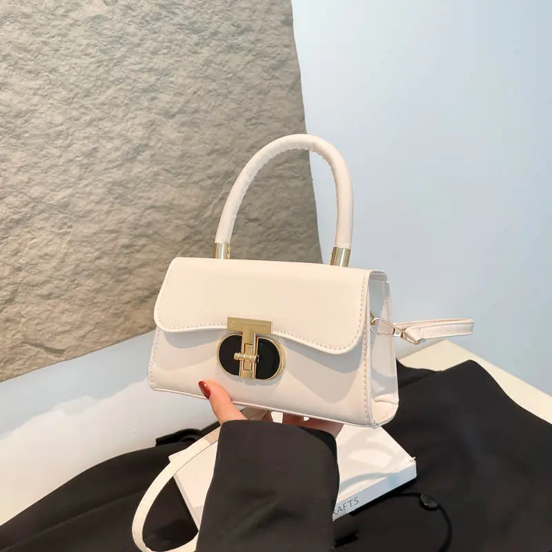 Red Square Crossbody Bag for Women - Image 2