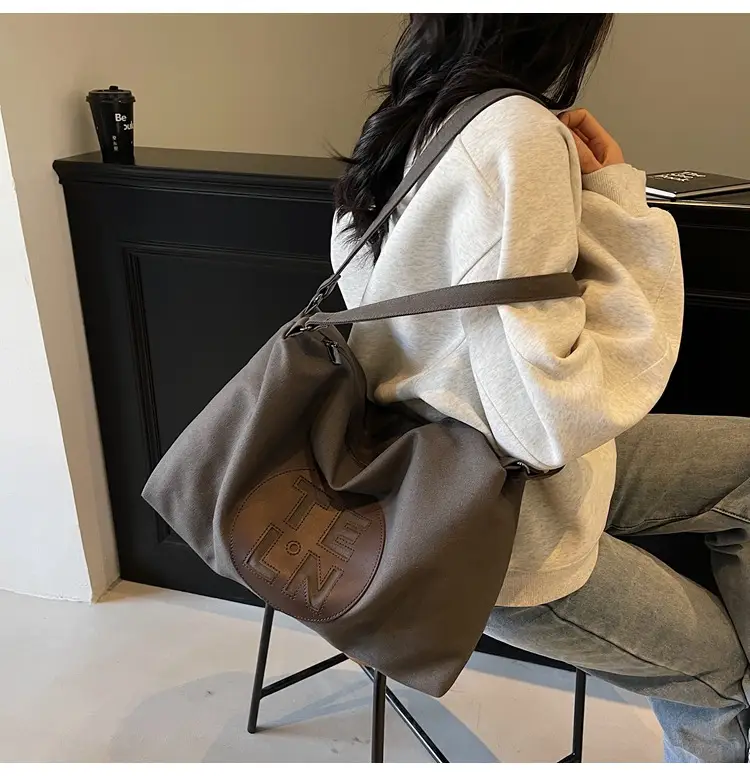 Women's Canvas Tote Bag Niche Design 2026 — feature 18