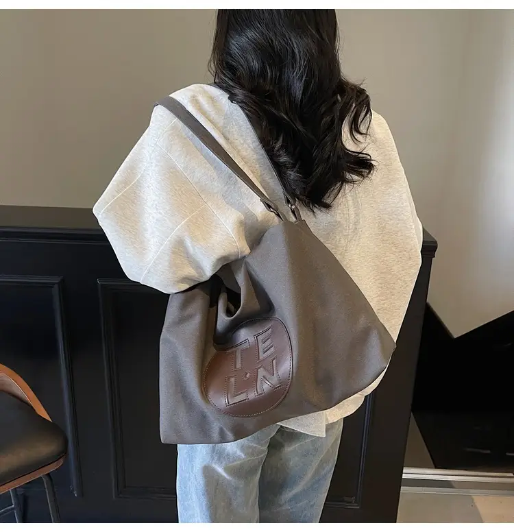 Women's Canvas Tote Bag Niche Design 2026 — feature 22