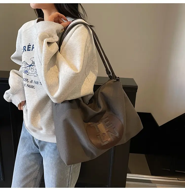 Women's Canvas Tote Bag Niche Design 2026 — feature 23