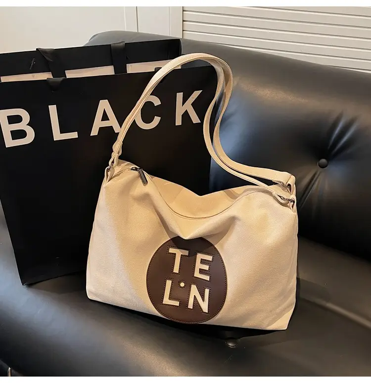 Women's Canvas Tote Bag Niche Design 2026 — feature 30
