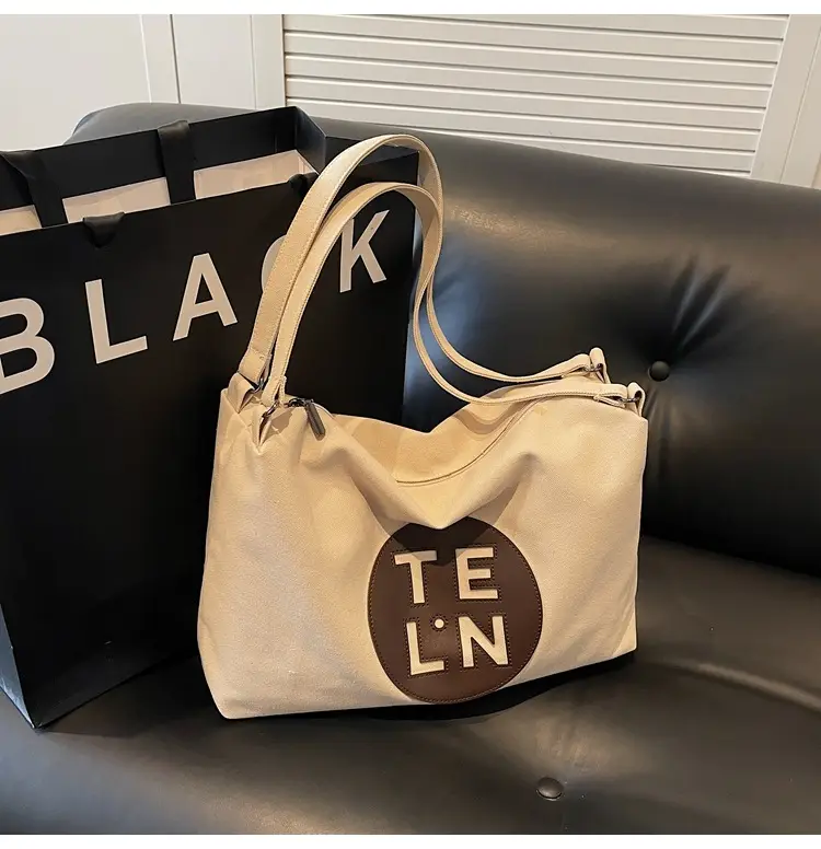 Women's Canvas Tote Bag Niche Design 2026 — feature 31