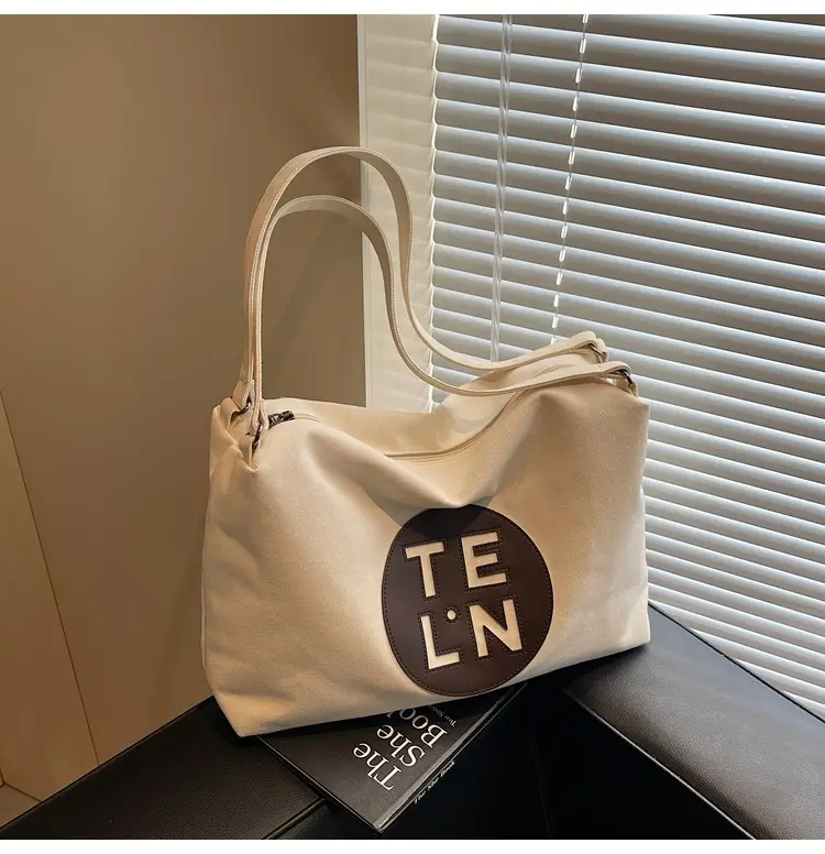 Women's Canvas Tote Bag Niche Design 2026 — feature 39