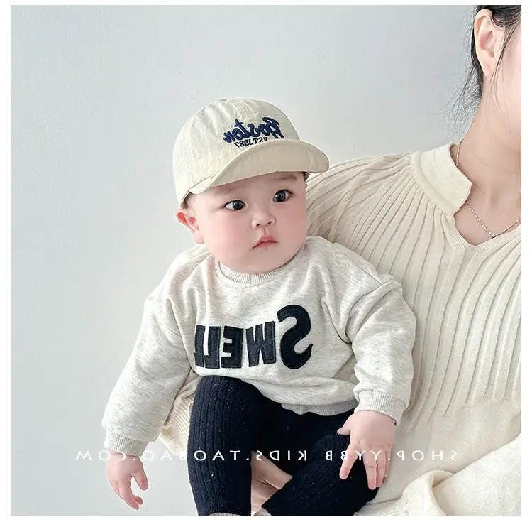 White Korean Letter Baseball Cap for Boys Girls — feature 4