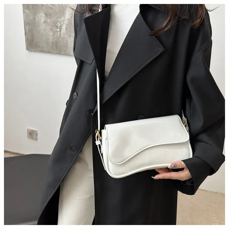 White Retro Shoulder Crossbody Bag for Women — feature 16