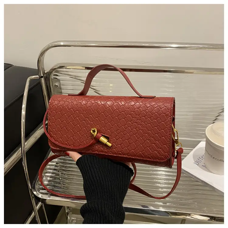 White Woven Korean Style Shoulder Bag with Gold Clasp — feature 23