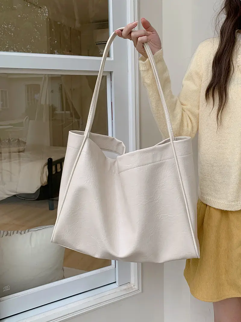 Silver Large Capacity Women's Shoulder Bag - Image 7