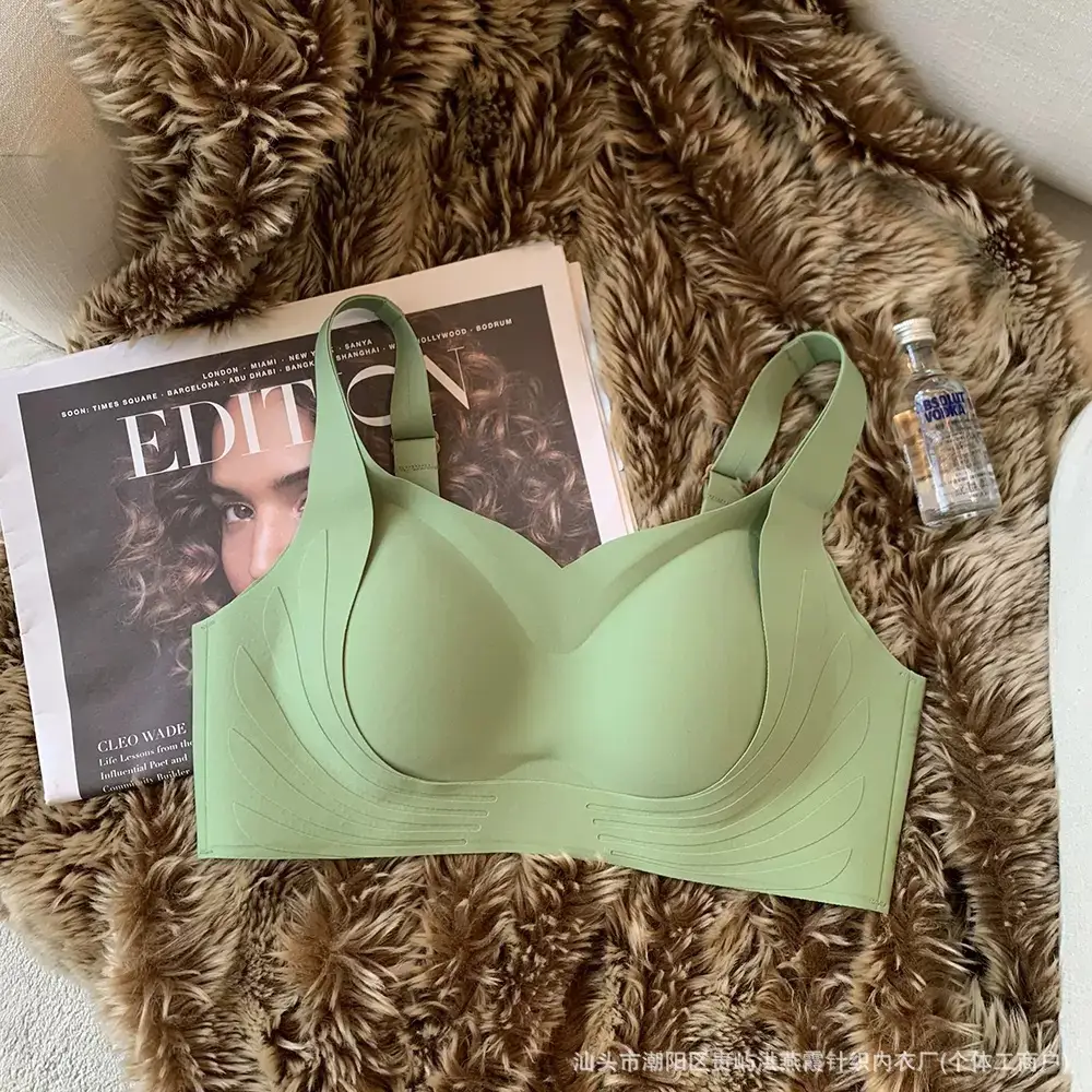 Pull-Up Adjustable Seamless Intimates for Women, Soft Support, Push-Up Support for Secondary Breasts, No Wire Bra, Sports Vest