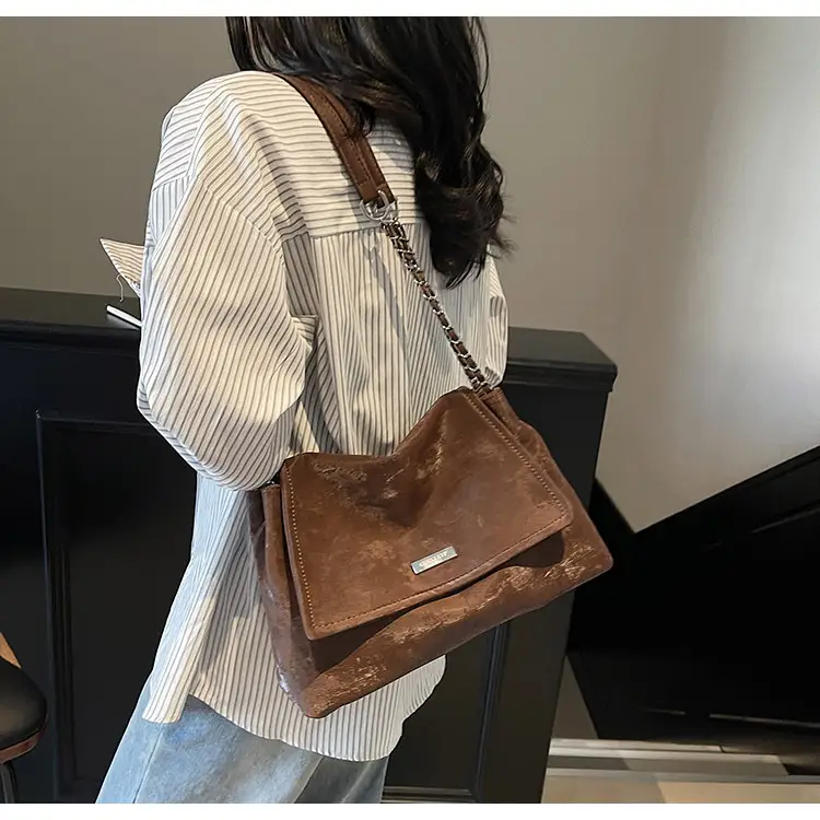 Women's Silver Velvet Shoulder Bag 2025 New Fashion — feature 11