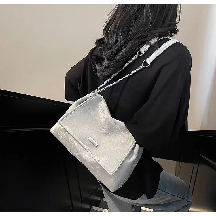 Women's Silver Velvet Shoulder Bag 2025 New Fashion — feature 13