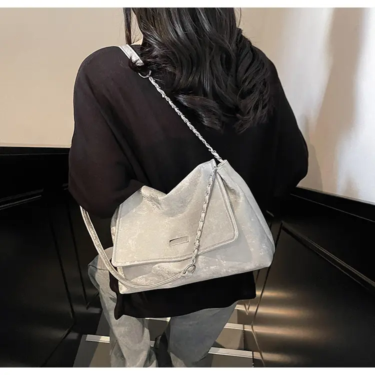 Women's Silver Velvet Shoulder Bag 2025 New Fashion — feature 15