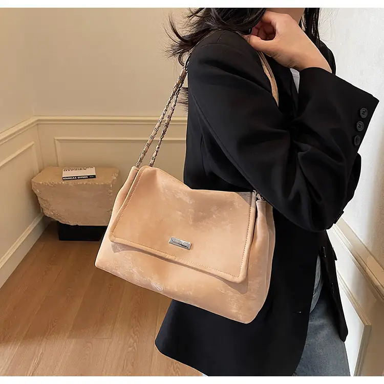 Women's Silver Velvet Shoulder Bag 2025 New Fashion — feature 19