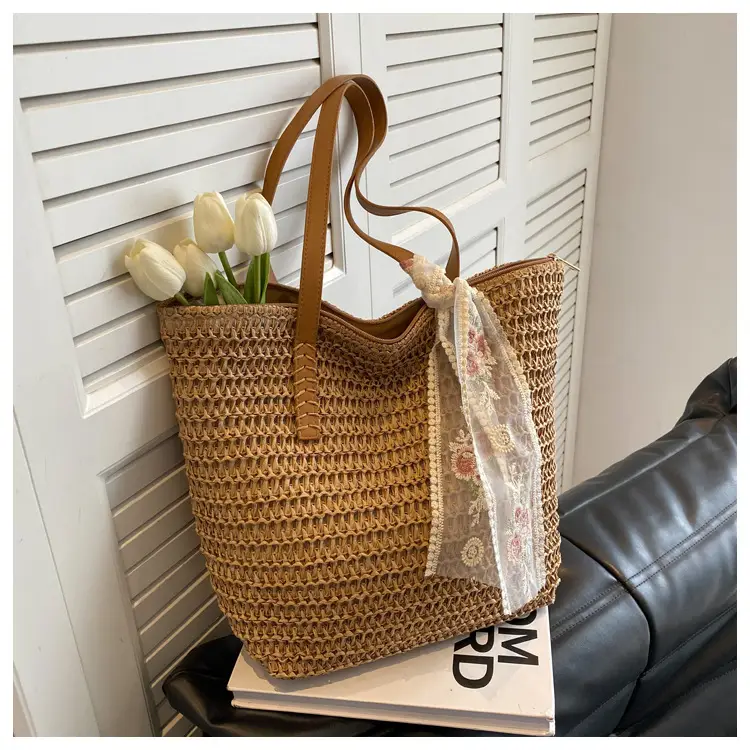 Women Straw Bag with Embroidered Handle 2025 — feature 20