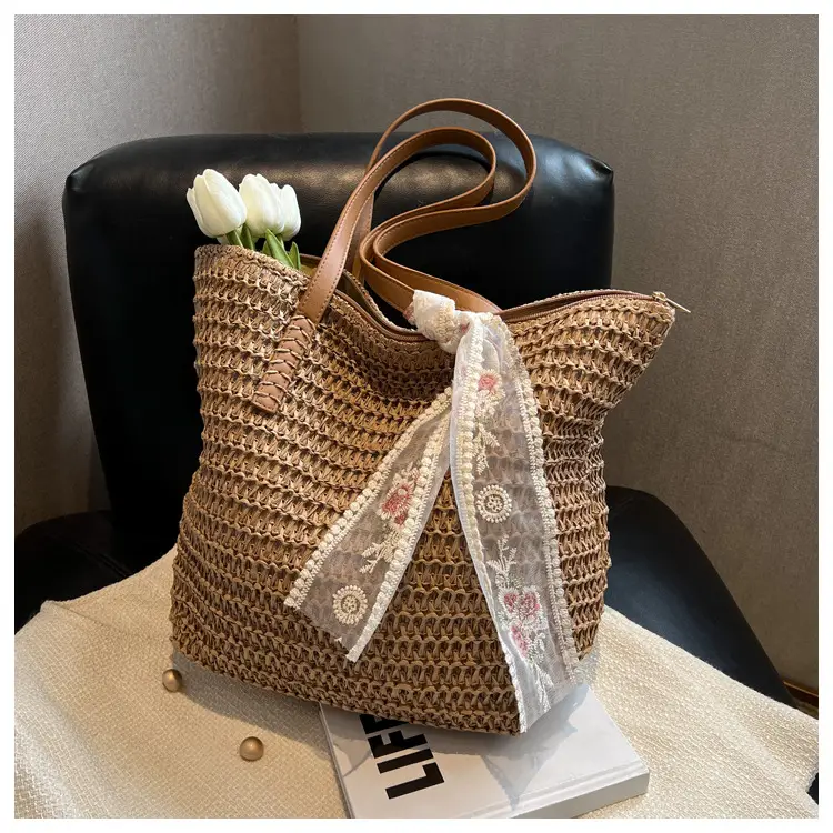 Women Straw Bag with Embroidered Handle 2025 — feature 25