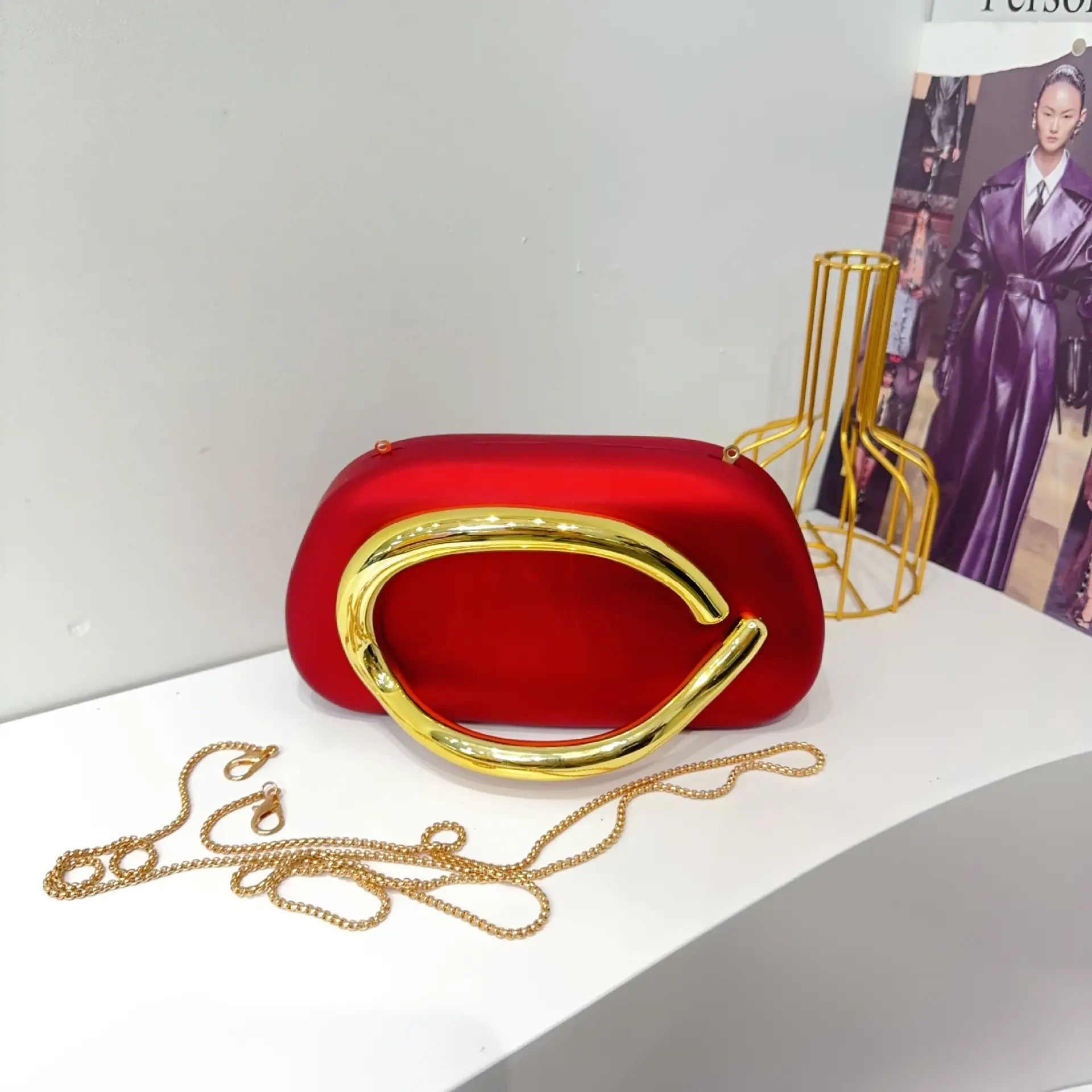 Vintage Metal Crossbody Bags for Women — feature 21