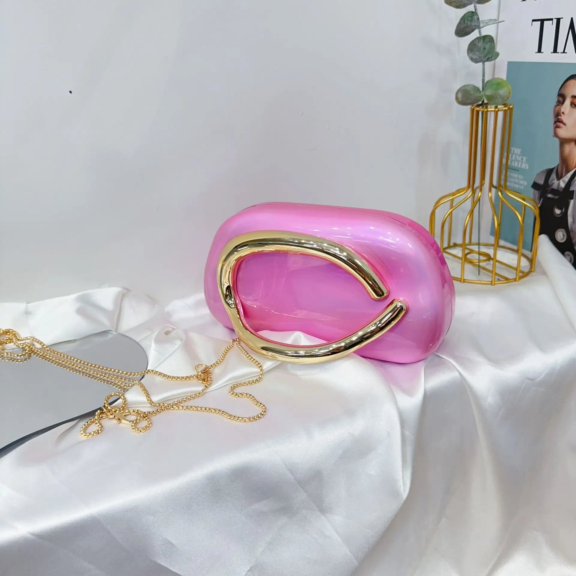 Vintage Metal Crossbody Bags for Women - Image 19