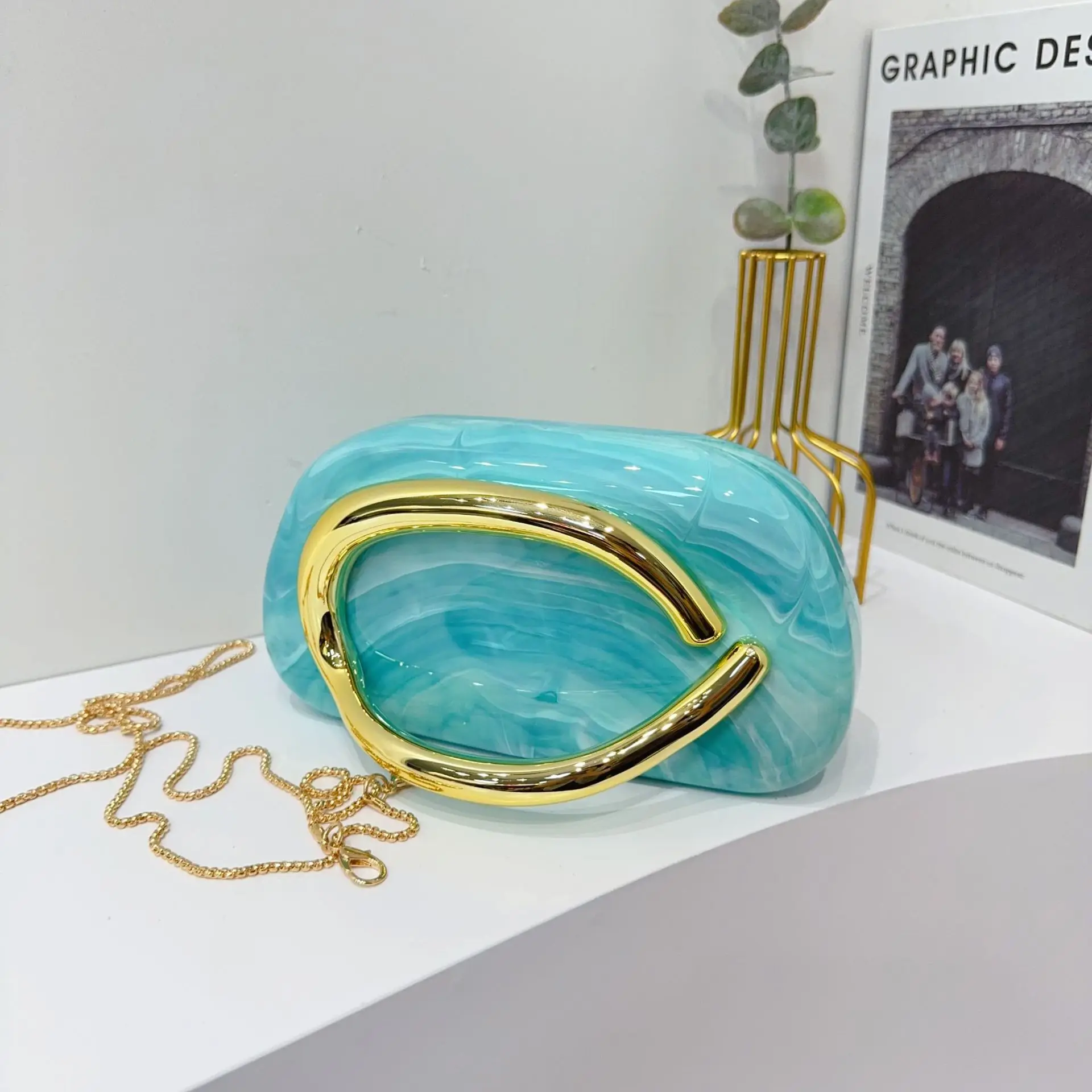 Vintage Metal Crossbody Bags for Women - Image 24