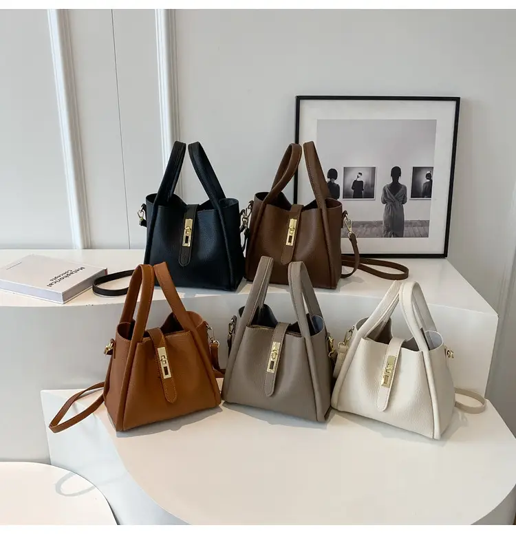 Women Textured Shoulder Bag Brown Large Capacity Commuting — feature 27