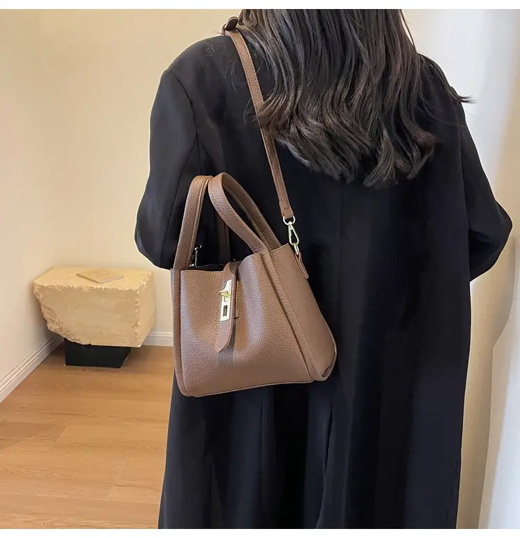 Women Textured Shoulder Bag Brown Large Capacity Commuting — feature 9