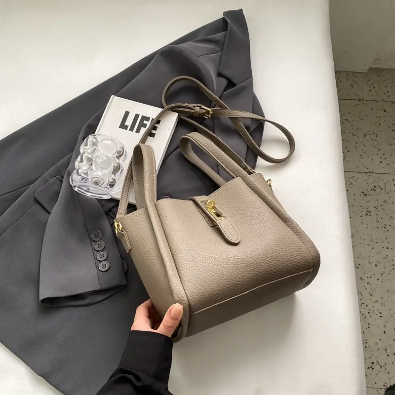 Women Textured Shoulder Bag Brown Large Capacity Commuting - Image 4
