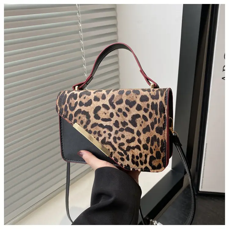 2025 Leopard Print Shoulder Bag Women Casual Portable — feature 14
