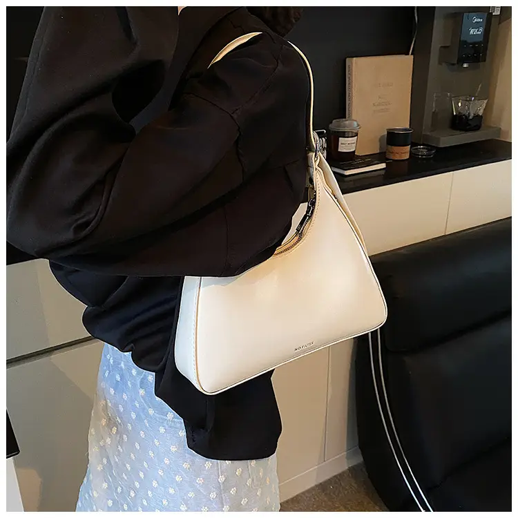 White Korean Style Shoulder Bag 2025 New — feature 10
