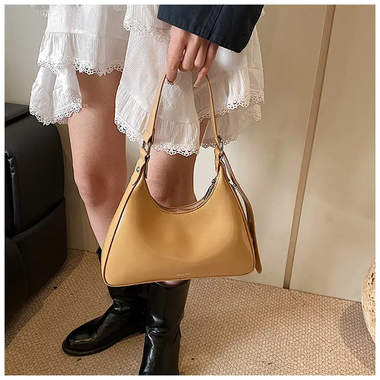 White Korean Style Shoulder Bag 2025 New — feature 12