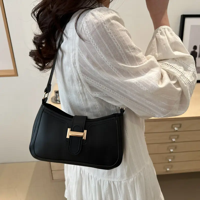 Brown Textured Shoulder Bag for Women 2025 - Image 7