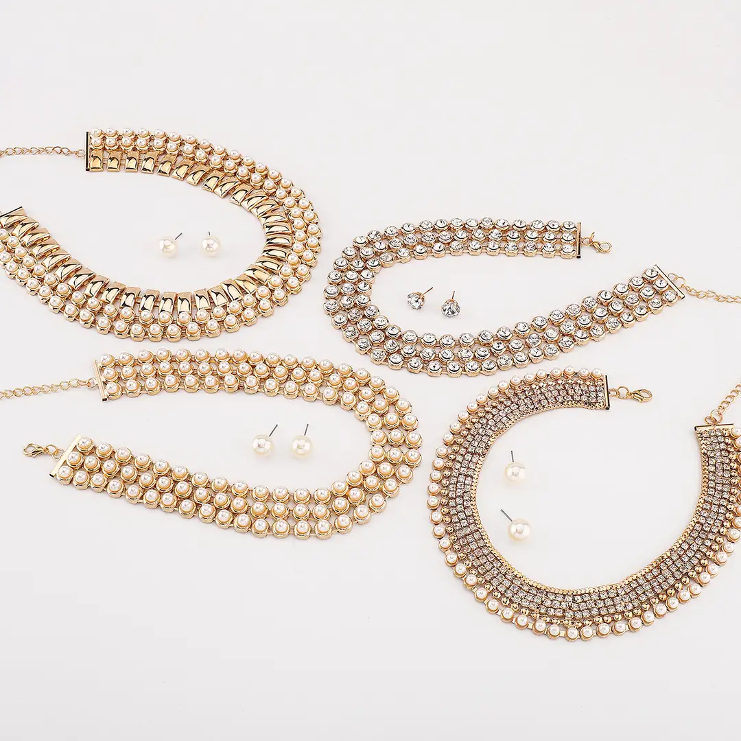 N12427 Exaggerated Wide Edition Gold Strap Diamond Neck Chain Light Luxury Niche Temperament Geometric Heavy Industry Jewelry suit — feature 8